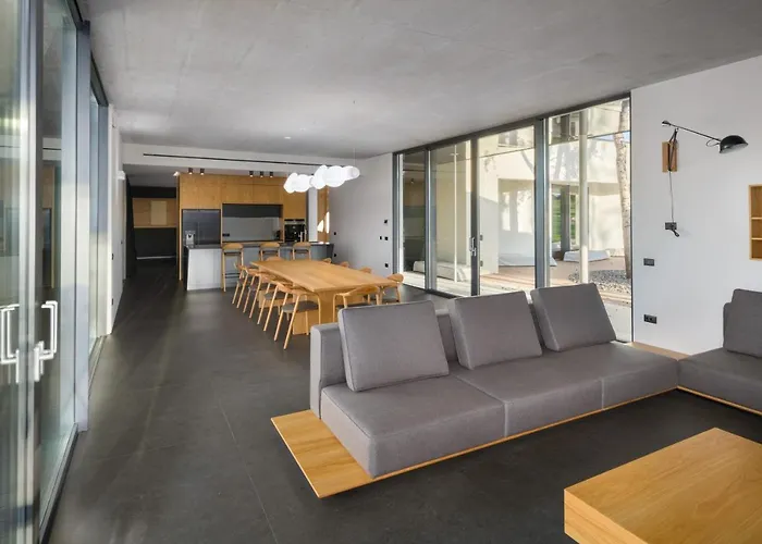 Calvia Crispinilla *