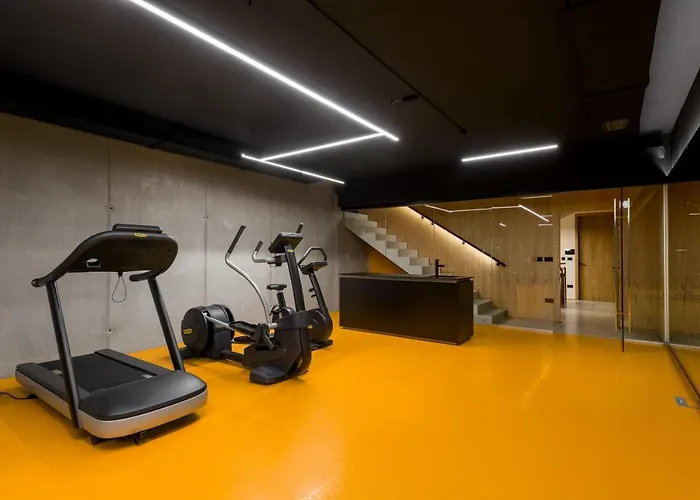 Vila Calvia Crispinilla *