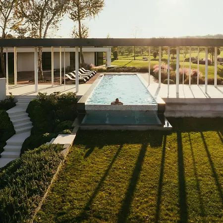 Villa Calvia Crispinilla *