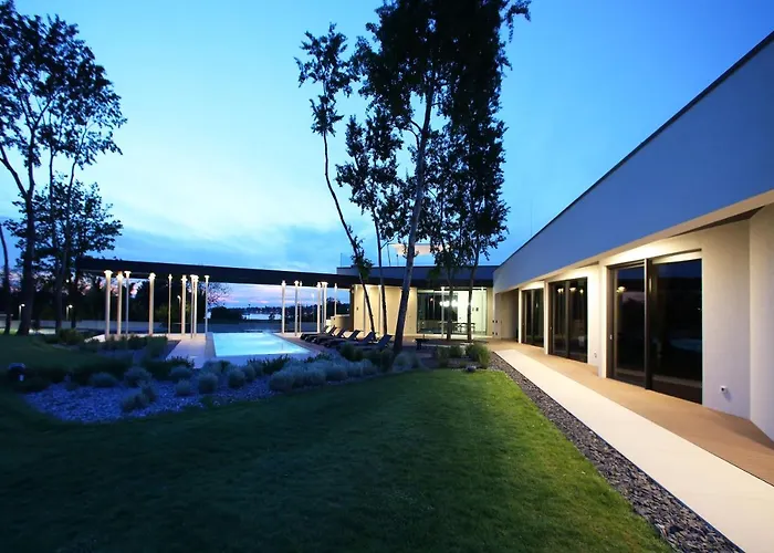 Calvia Crispinilla Villa Novigrad Istria
